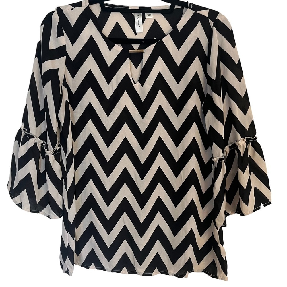Tacera beige and black chevron blouse with 3/4 bell sleeves size S